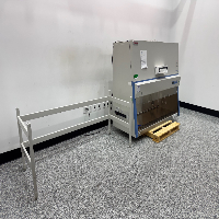 Thermo 1300 Series A2 6' BioSafety Cabinet image 0